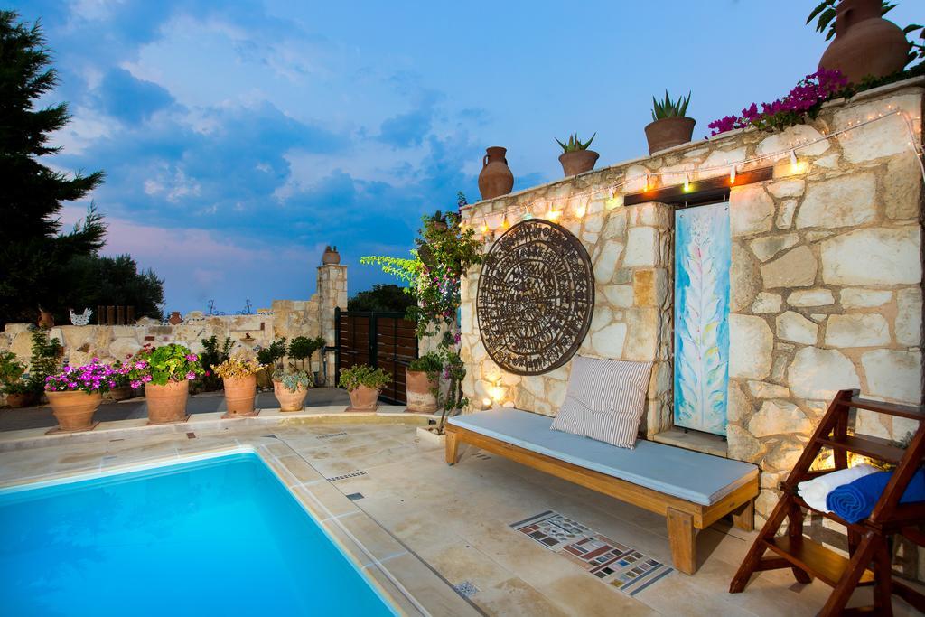 Diktamos Villas 앗시파프론 외부 사진