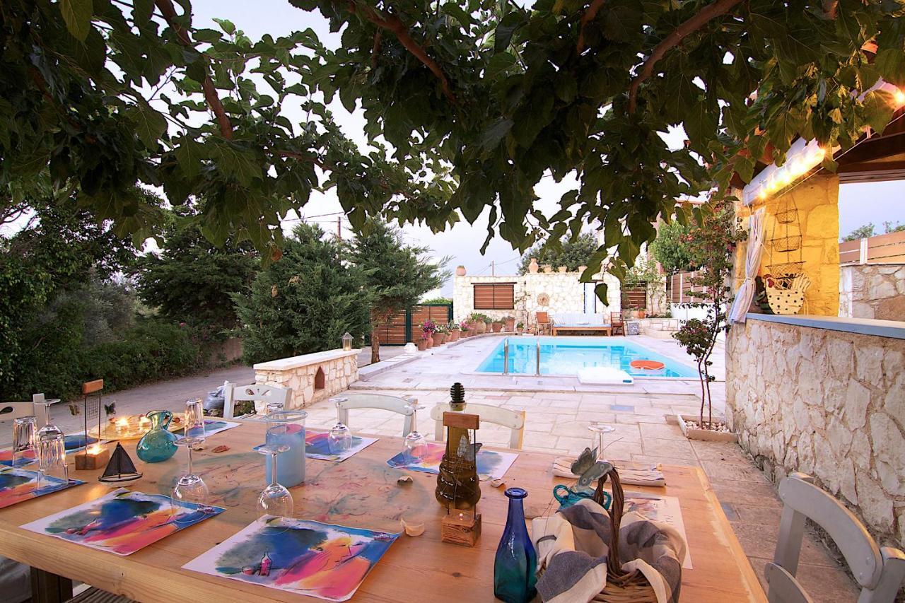 Diktamos Villas 앗시파프론 외부 사진
